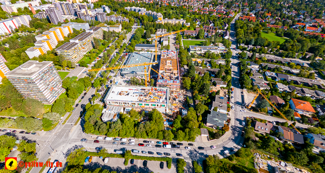 02.09.2022 - Baustelle Grundschule am Karl-Marx-Ring und Villa in der Niederalmstraße 16 in Neuperlach